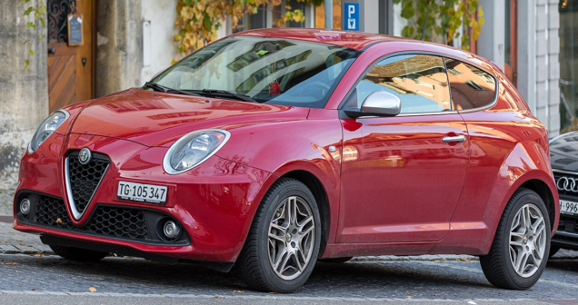 Alfa Romeo 145 tutulan modeli hangisi?